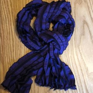 Cute purple and black scarf.